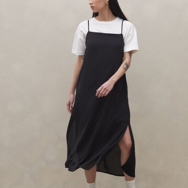 Vestido Midi com Alças Finas - Preto