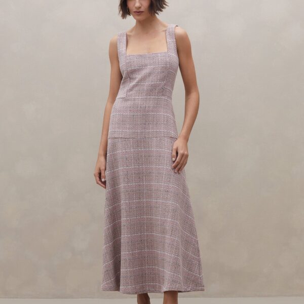 Vestido Midi Alongado Evasê Decote Quadrado - Caramelo