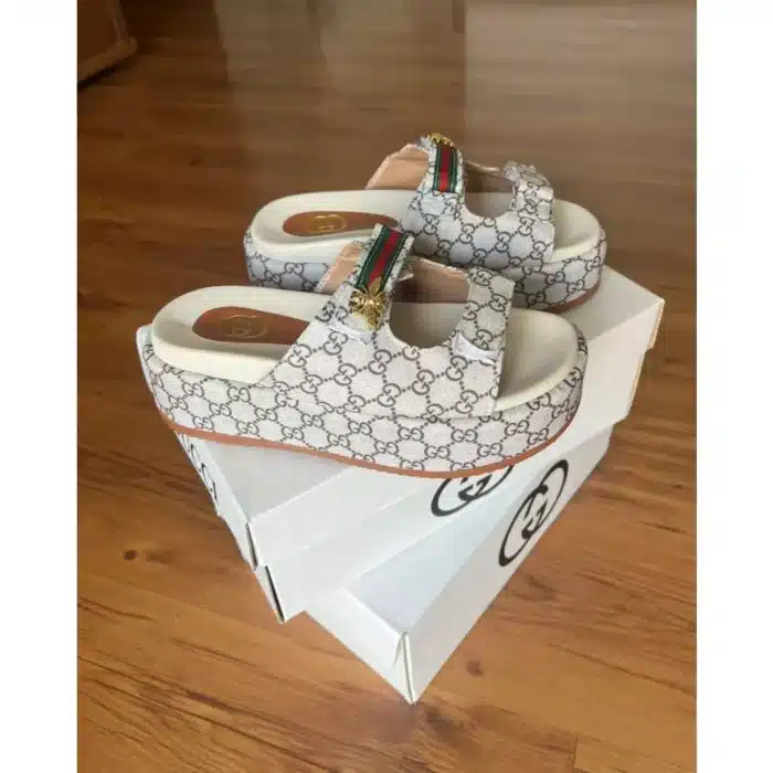 Tamanco Feminino Plataforma Estampado Sola Alta Anabela - Image 9