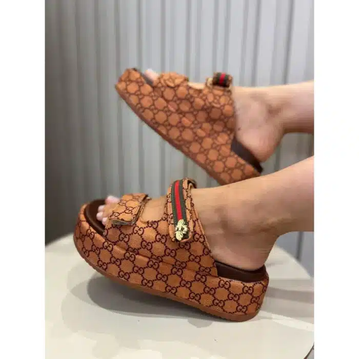 Tamanco Feminino Plataforma Estampado Sola Alta Anabela - Image 5